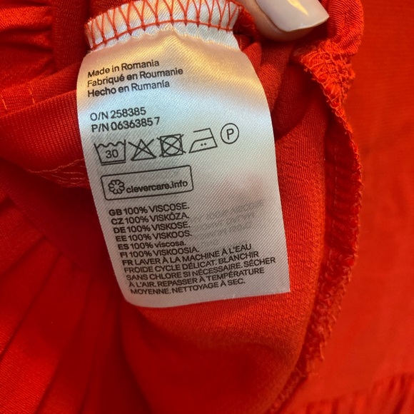 H&M Ruffled Wrap Skirt - Picture 6 of 6